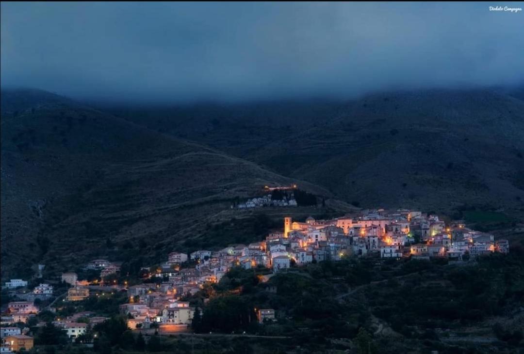 Santa Domenica TalaoLa Rocca Dei Borboni住宿加早餐旅馆 外观 照片